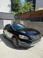 2017 Volvo V60 Cross Country
